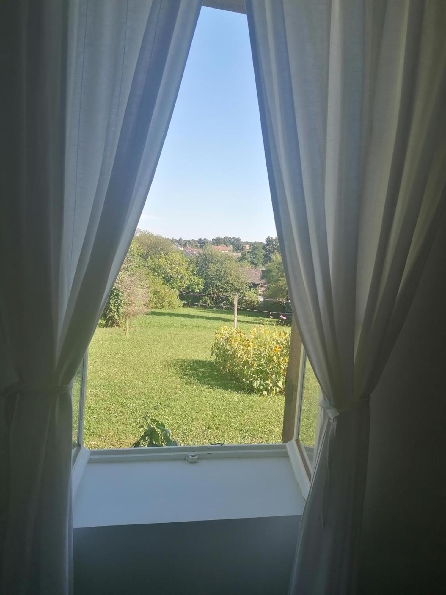 Petite Maison Dans Le Morvan Luzy Kültér fotó